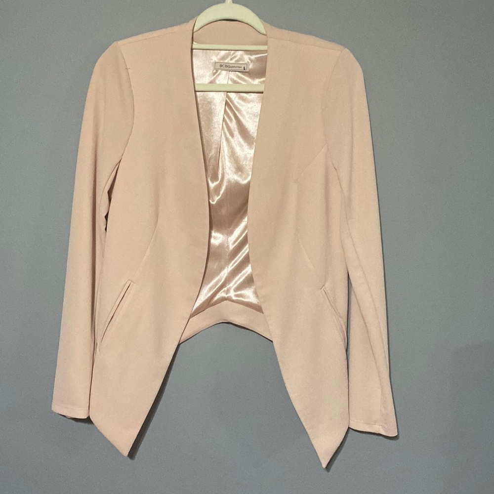 BCBGENERATION soft pink blazer